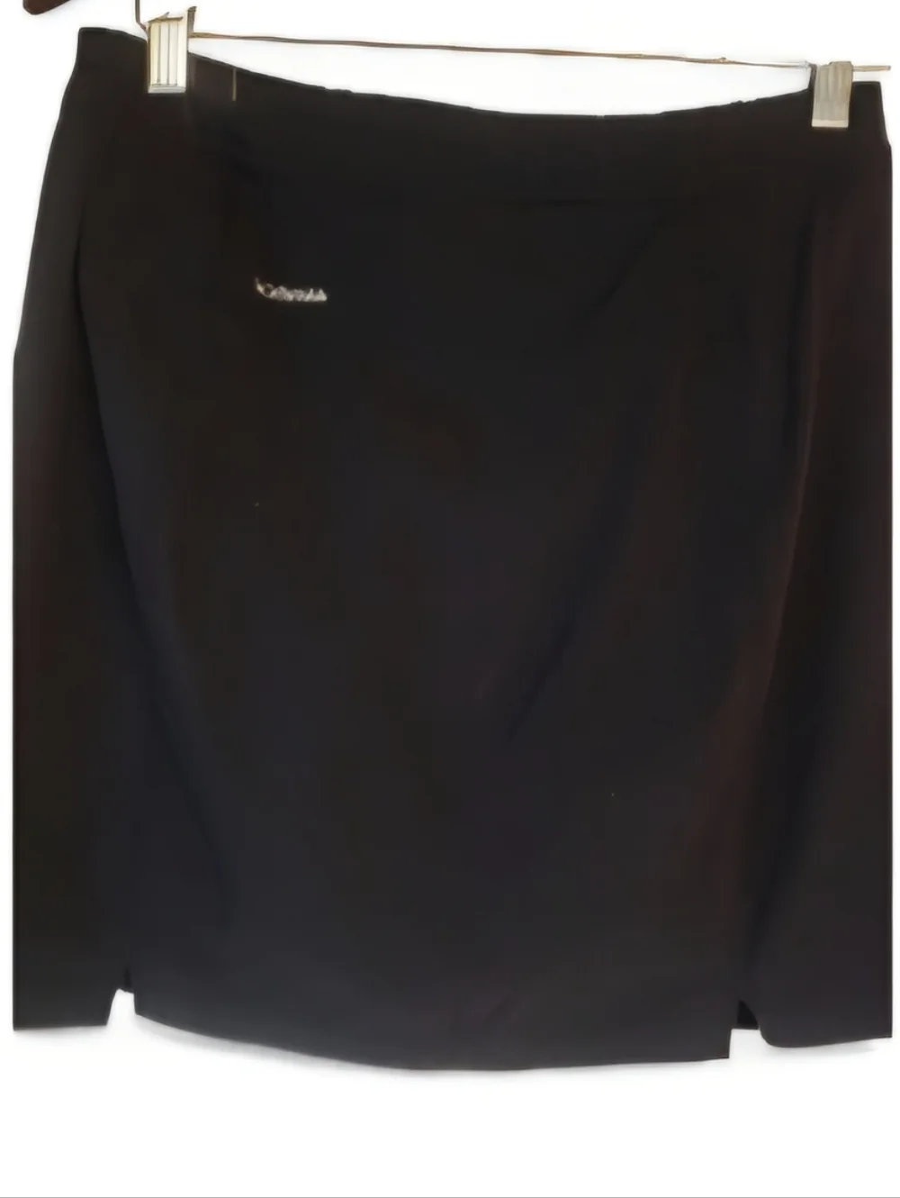 Columbia Women's Skort Size 6 / 38 Black. Water repellant w/Omnishield.